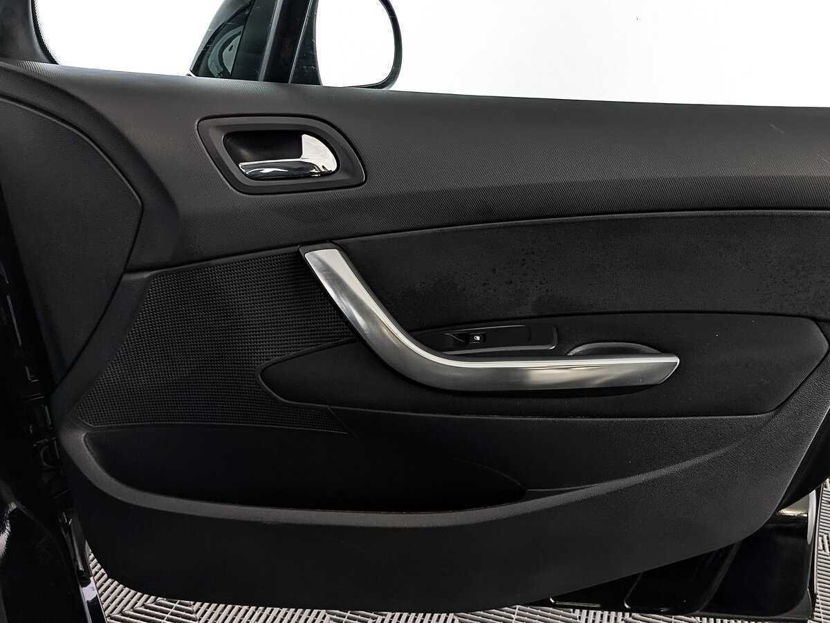 Купить Peugeot 408, 2016, 110 723 км, фото №23