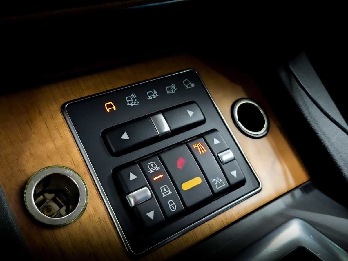 Купить Land Rover Discovery, 2013, 184 612 км, фото №25