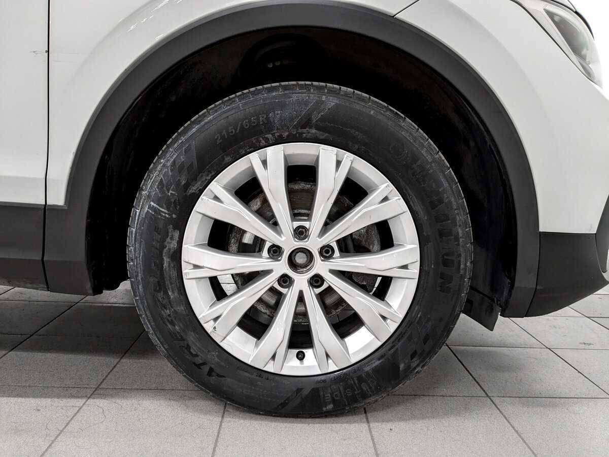 Купить Volkswagen Tiguan, 2021, 153 828 км, фото №17