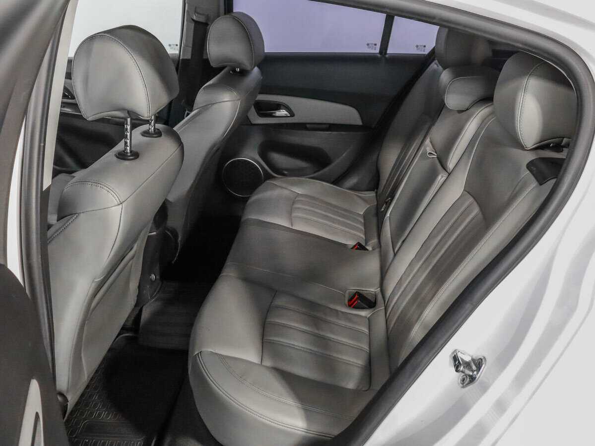Купить Chevrolet Cruze, 2013, 156 325 км, фото №9