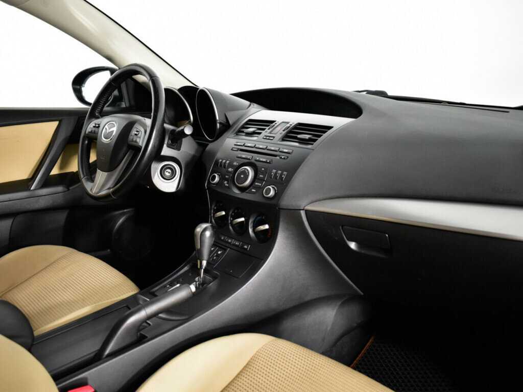 Купить Mazda 3, 2012, 207 647 км, фото №9