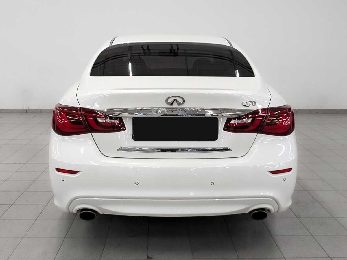 Купить Infiniti Q70, 2016, 88 021 км, фото №6