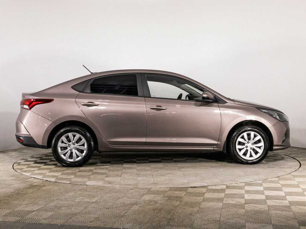Купить Hyundai Solaris, 2020, 36 805 км, фото №4