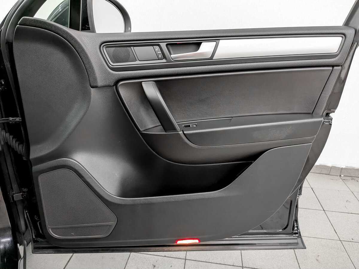 Купить Volkswagen Touareg, 2013, 166 675 км, фото №23