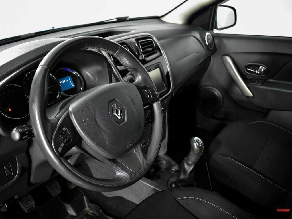 Купить Renault Sandero, 2017, 45 386 км, фото №9