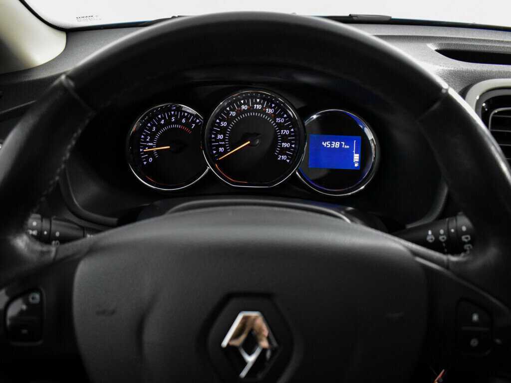 Купить Renault Sandero, 2017, 45 386 км, фото №15