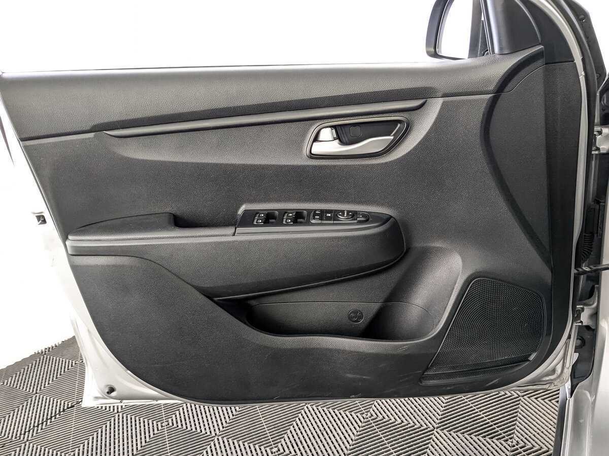 Купить Kia Rio X, 2020, 188 567 км, фото №18