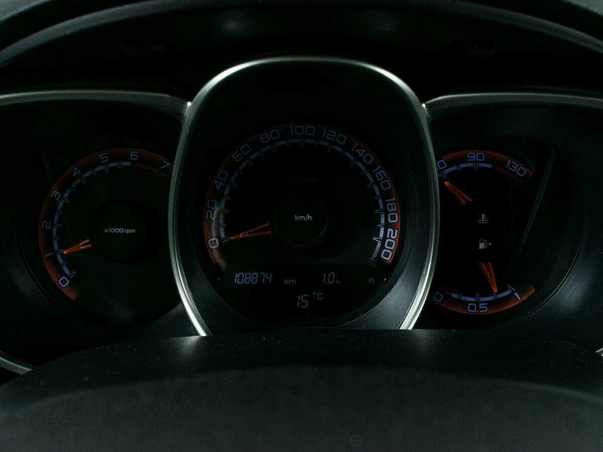 Купить Lada (ВАЗ) Vesta SW, 2018, 108 000 км, фото №12