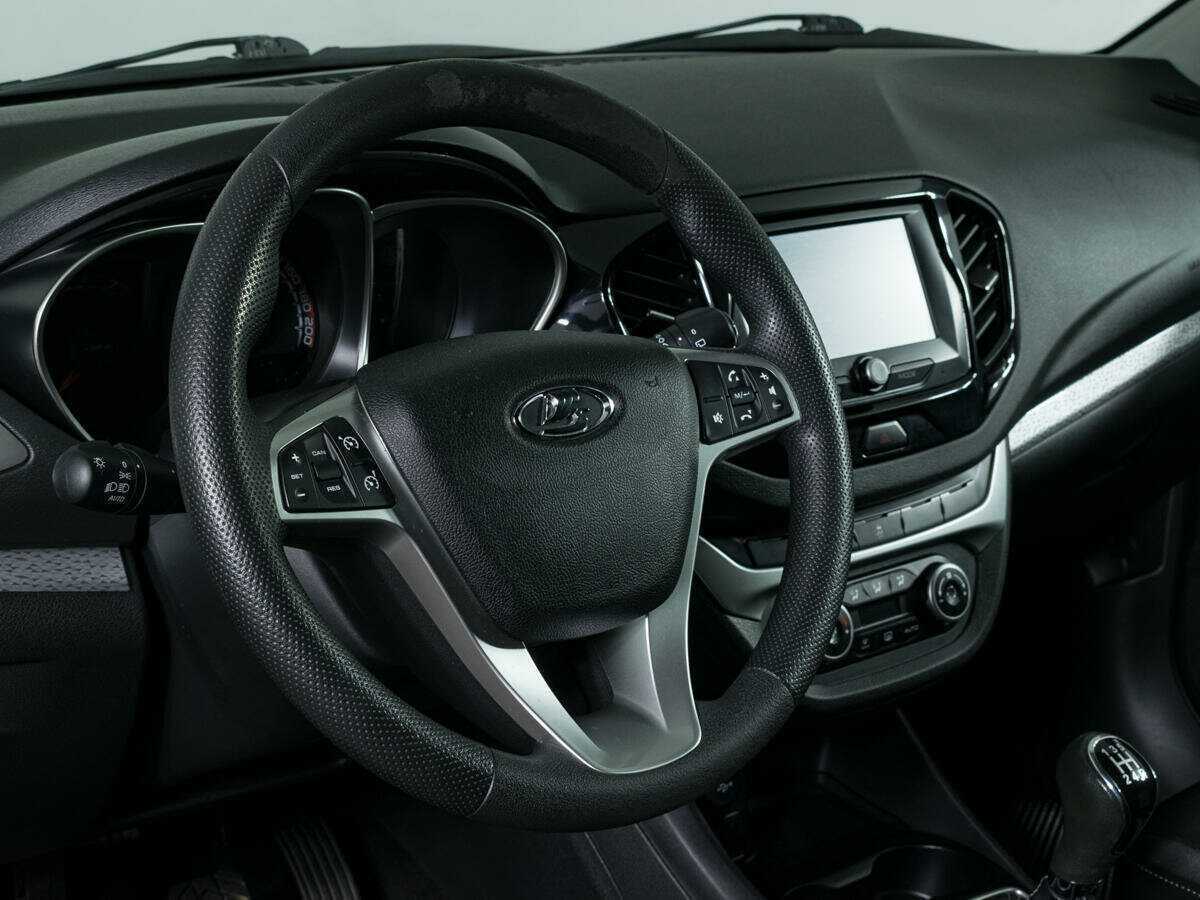 Купить Lada (ВАЗ) Vesta SW, 2018, 108 000 км, фото №13