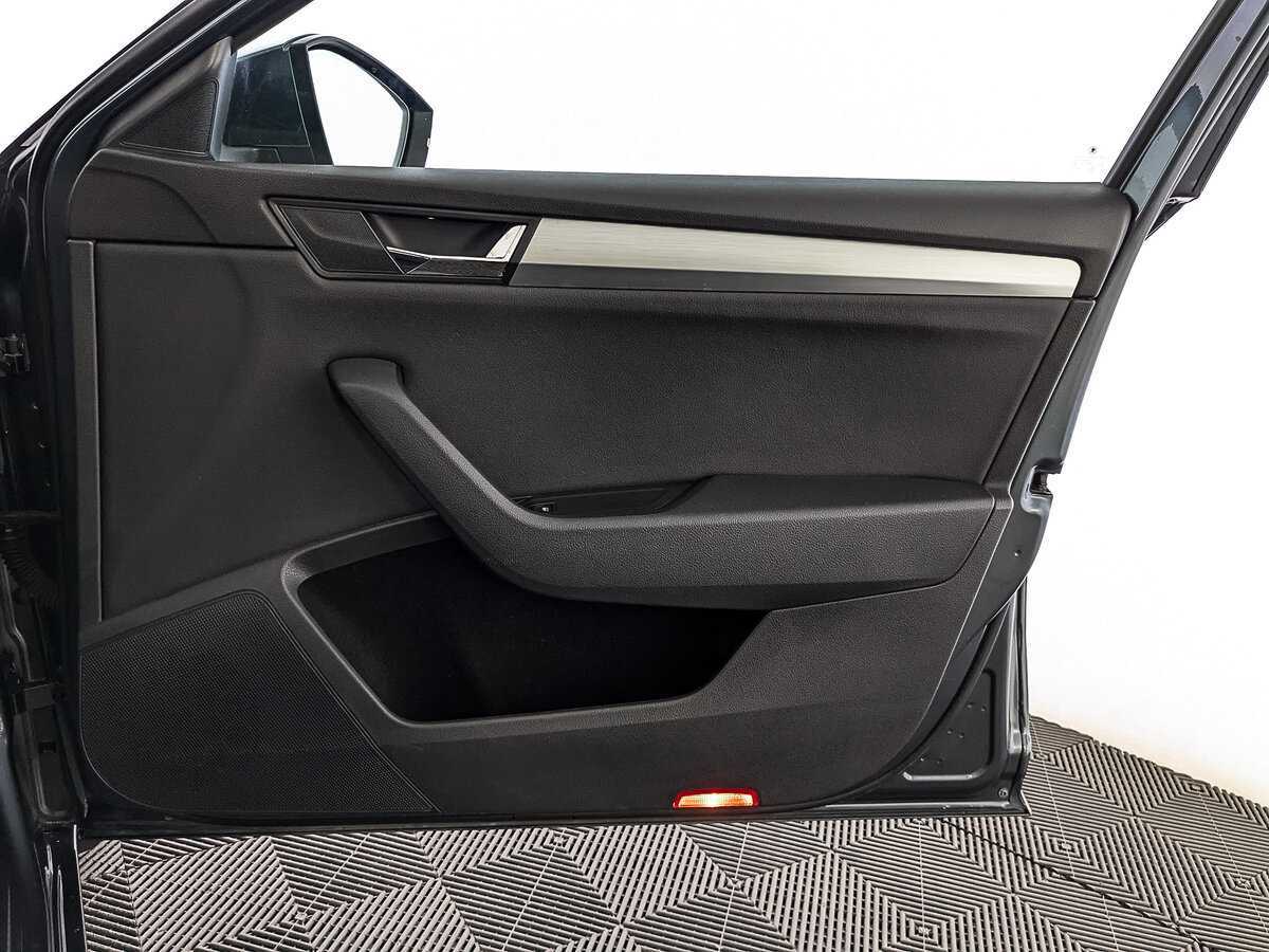 Купить Skoda Superb, 2018, 68 947 км, фото №23