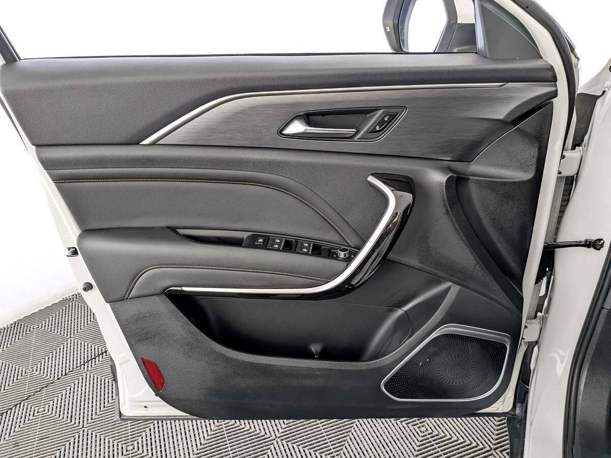 Купить FAW Bestune T77, 2021, 39 411 км, фото №17