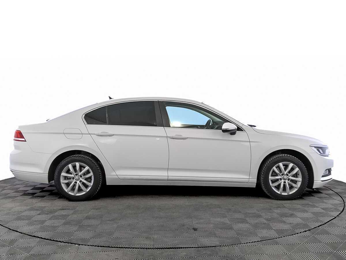 Купить Volkswagen Passat, 2019, 78 524 км, фото №4