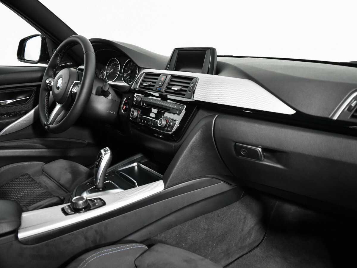 Купить BMW 3 серии 320i xDrive, 2017, 126 000 км, фото №9