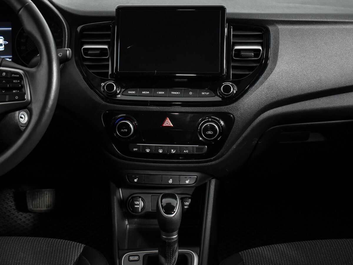 Купить Hyundai Solaris, 2020, 48 096 км, фото №13