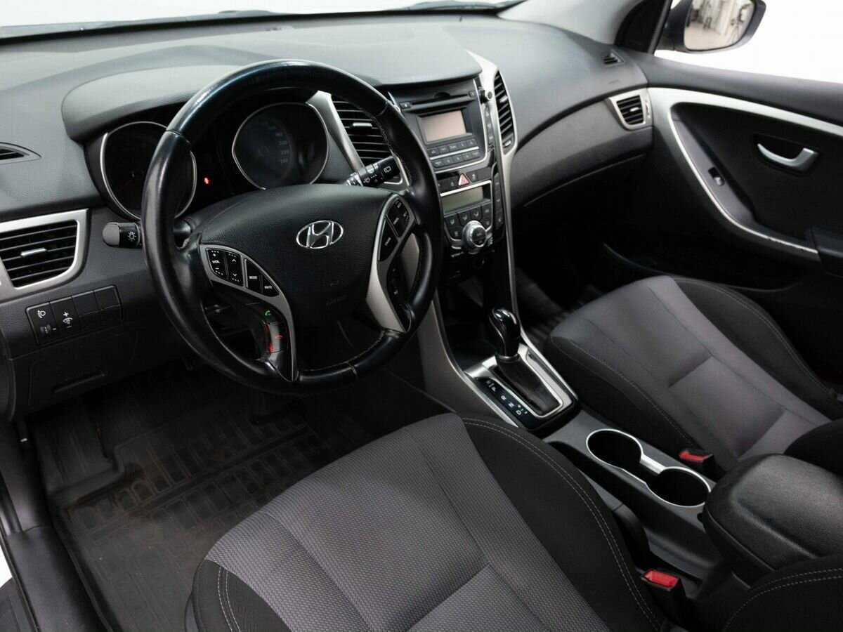 Купить Hyundai i30, 2013, 177 420 км, фото №7