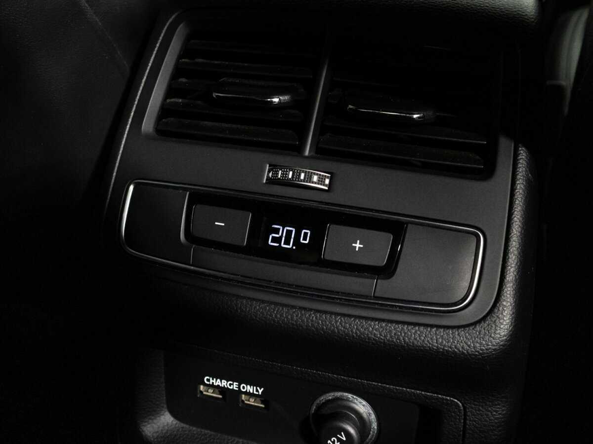 Купить Audi A4, 2019, 165 816 км, фото №23