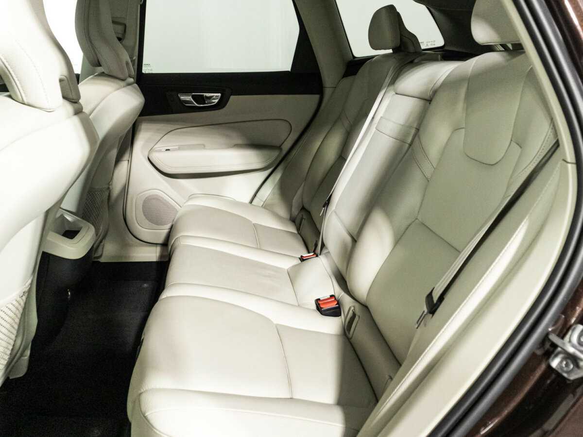 Купить Volvo XC60, 2018, 111 000 км, фото №10