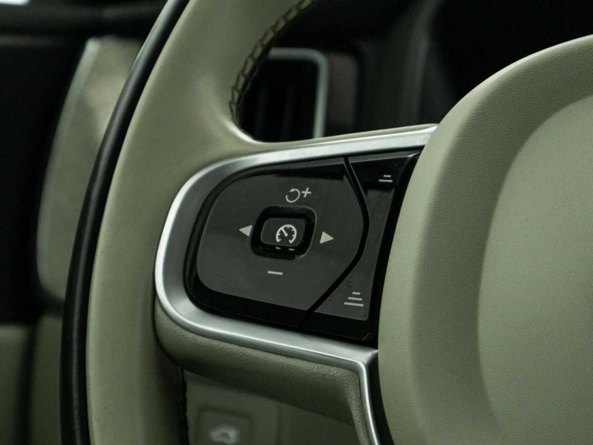 Купить Volvo XC60, 2018, 111 000 км, фото №23