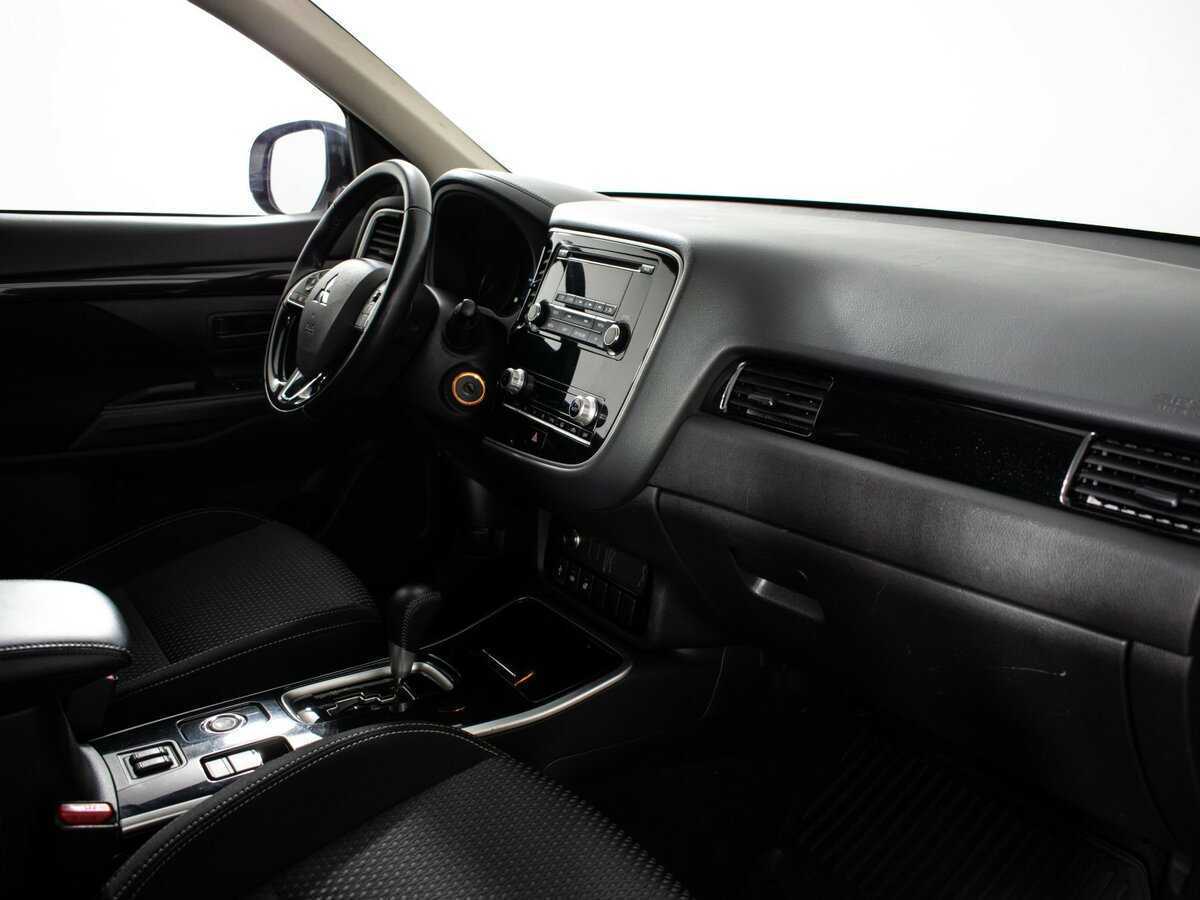 Купить Mitsubishi Outlander, 2020, 103 645 км, фото №9