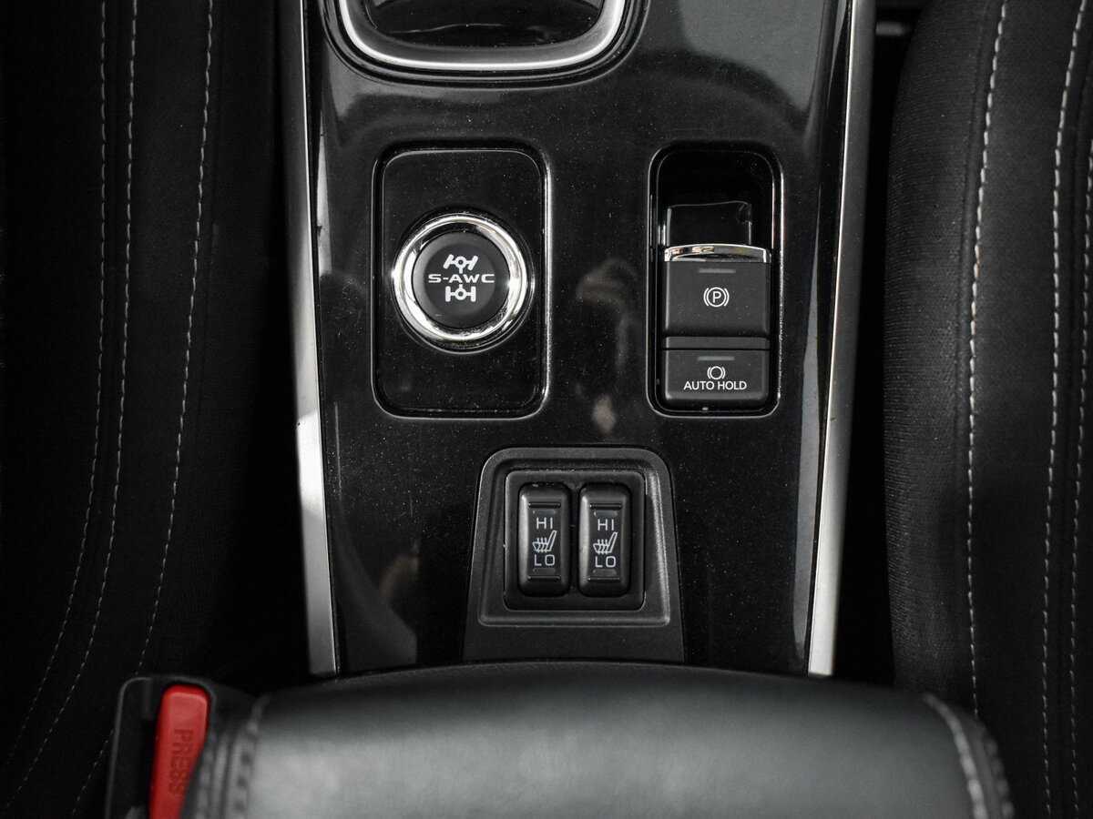 Купить Mitsubishi Outlander, 2021, 36 408 км, фото №9