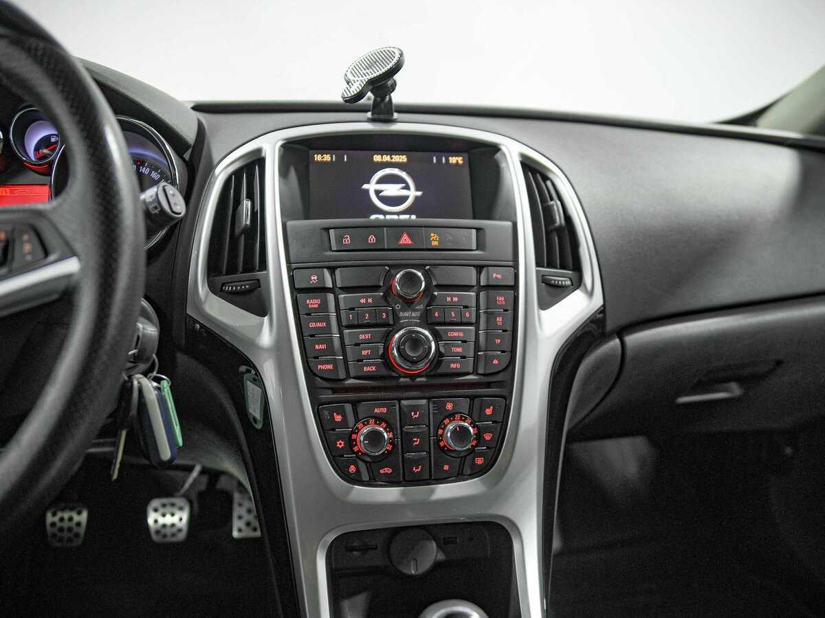 Купить Opel Astra GTC, 2012, 198 780 км, фото №9