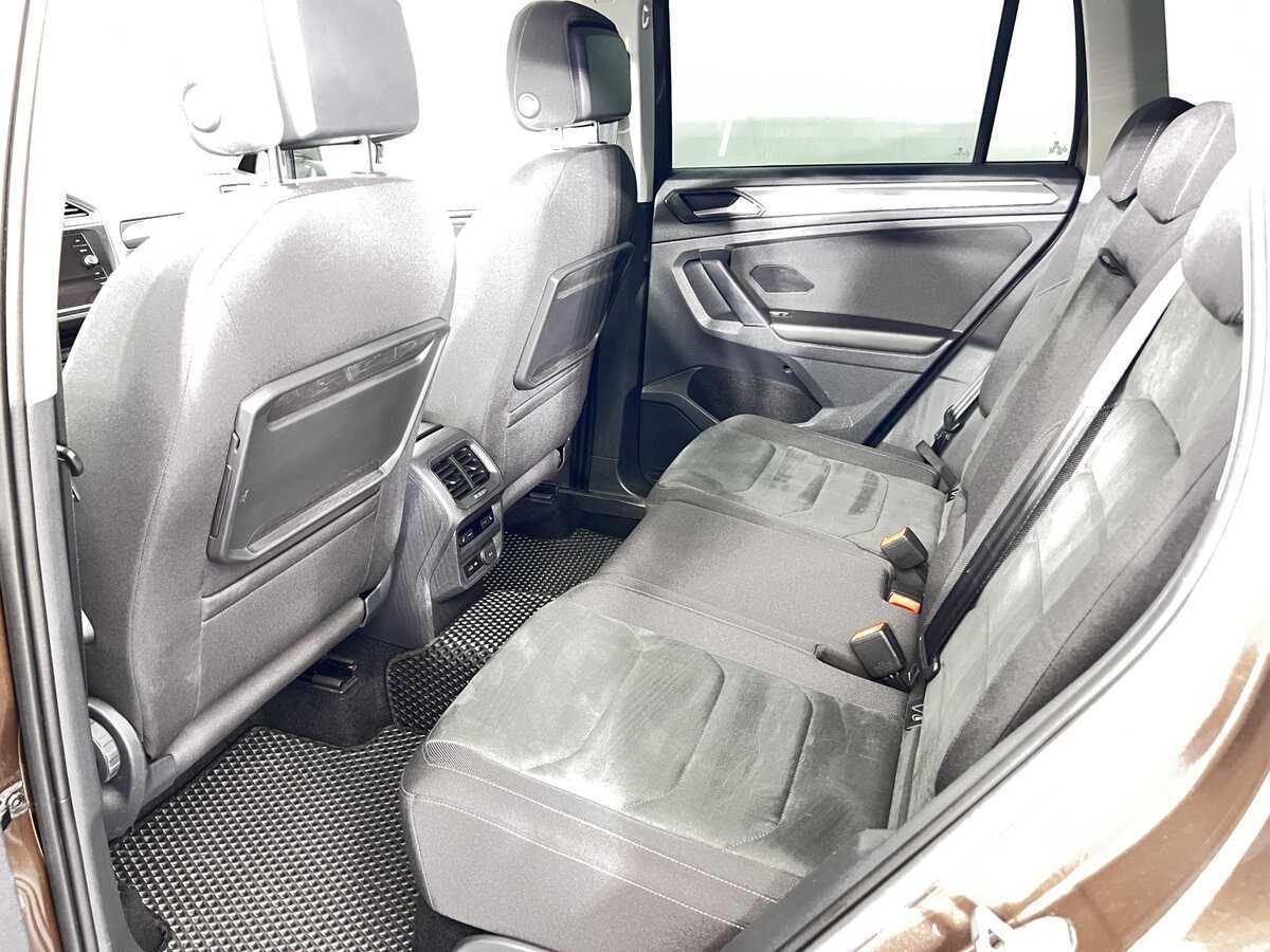 Купить Volkswagen Tiguan, 2018, 160 434 км, фото №9