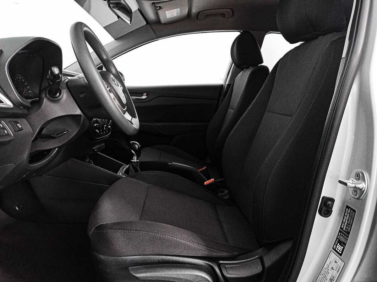 Купить Hyundai Solaris, 2018, 85 577 км, фото №14