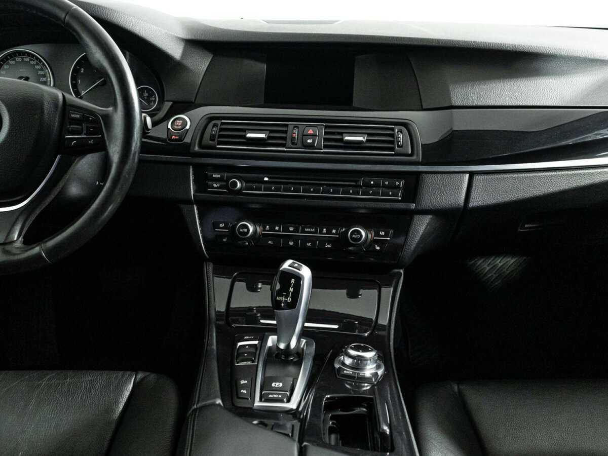 Купить BMW 5 серии 528i xDrive, 2012, 108 024 км, фото №14