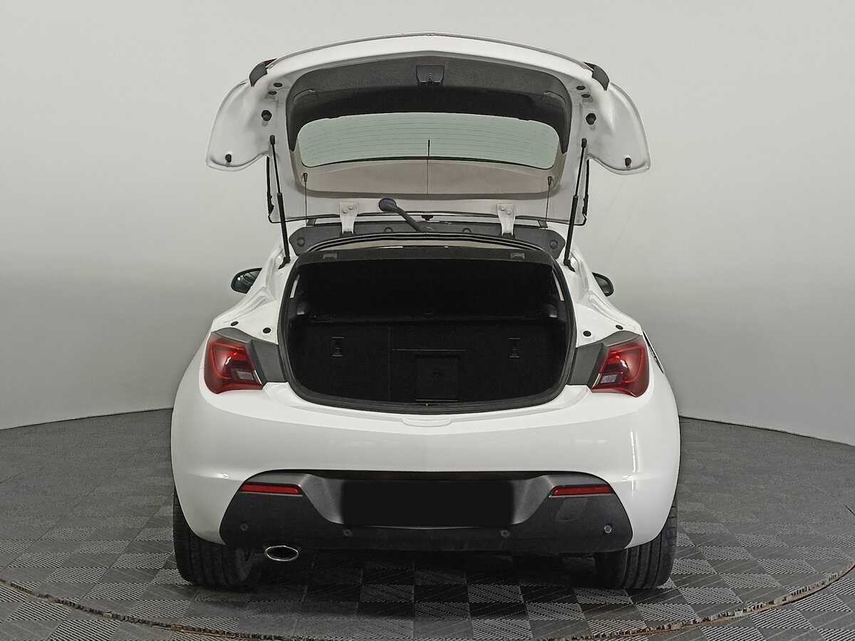 Купить Opel Astra GTC, 2013, 116 229 км, фото №9