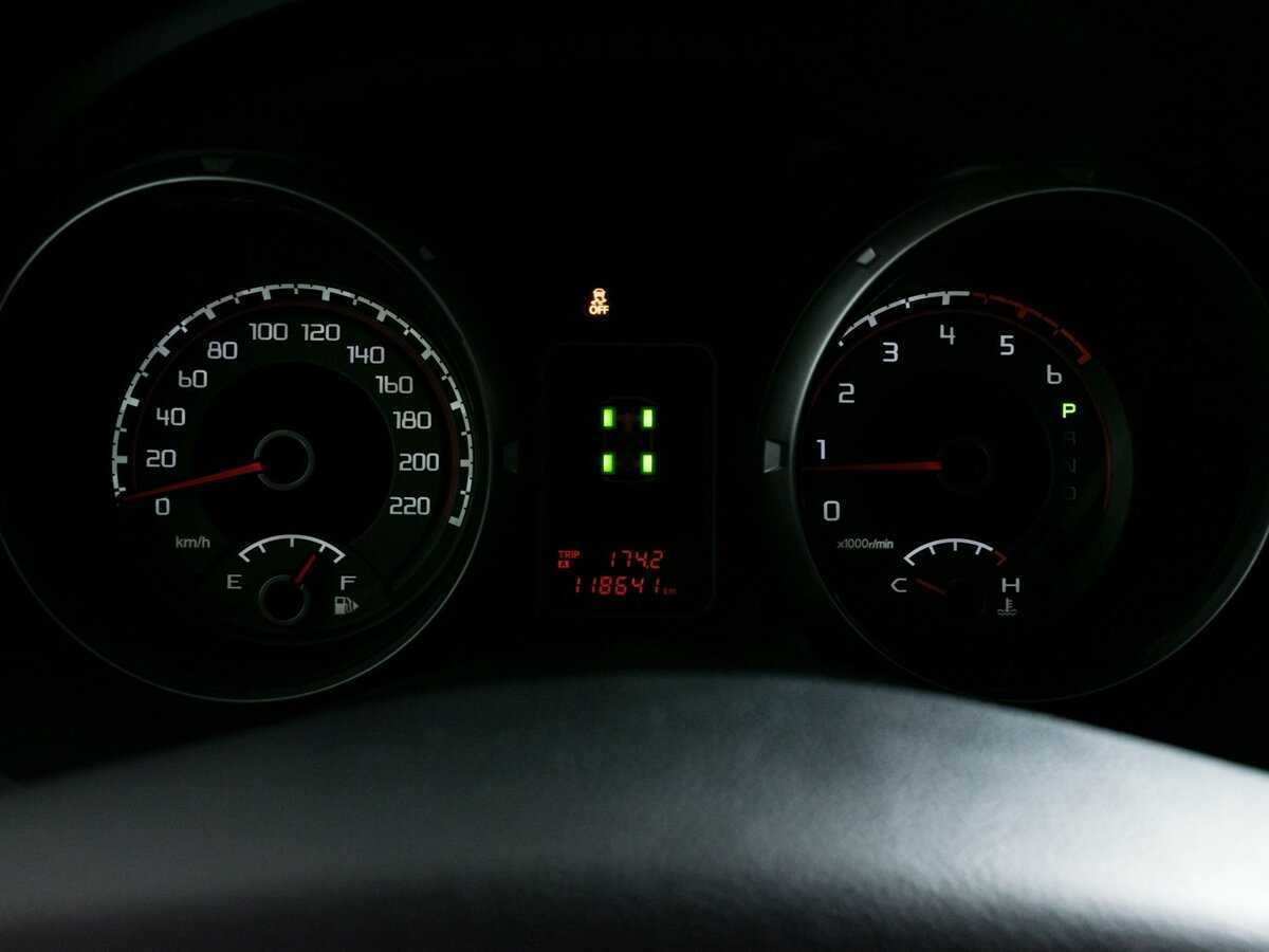 Купить Mitsubishi Pajero, 2012, 118 700 км, фото №11