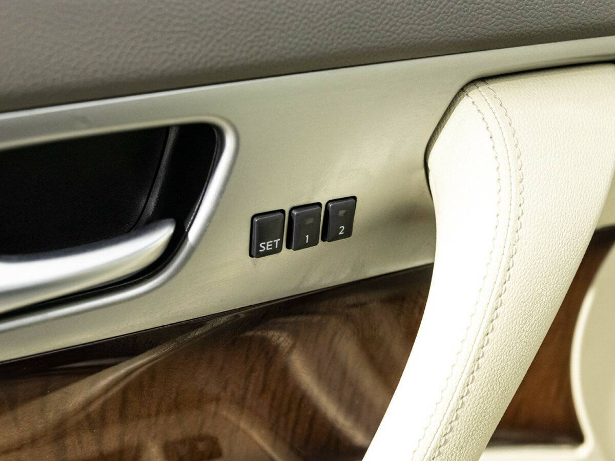 Купить Infiniti FX30d, 2012, 112 179 км, фото №17