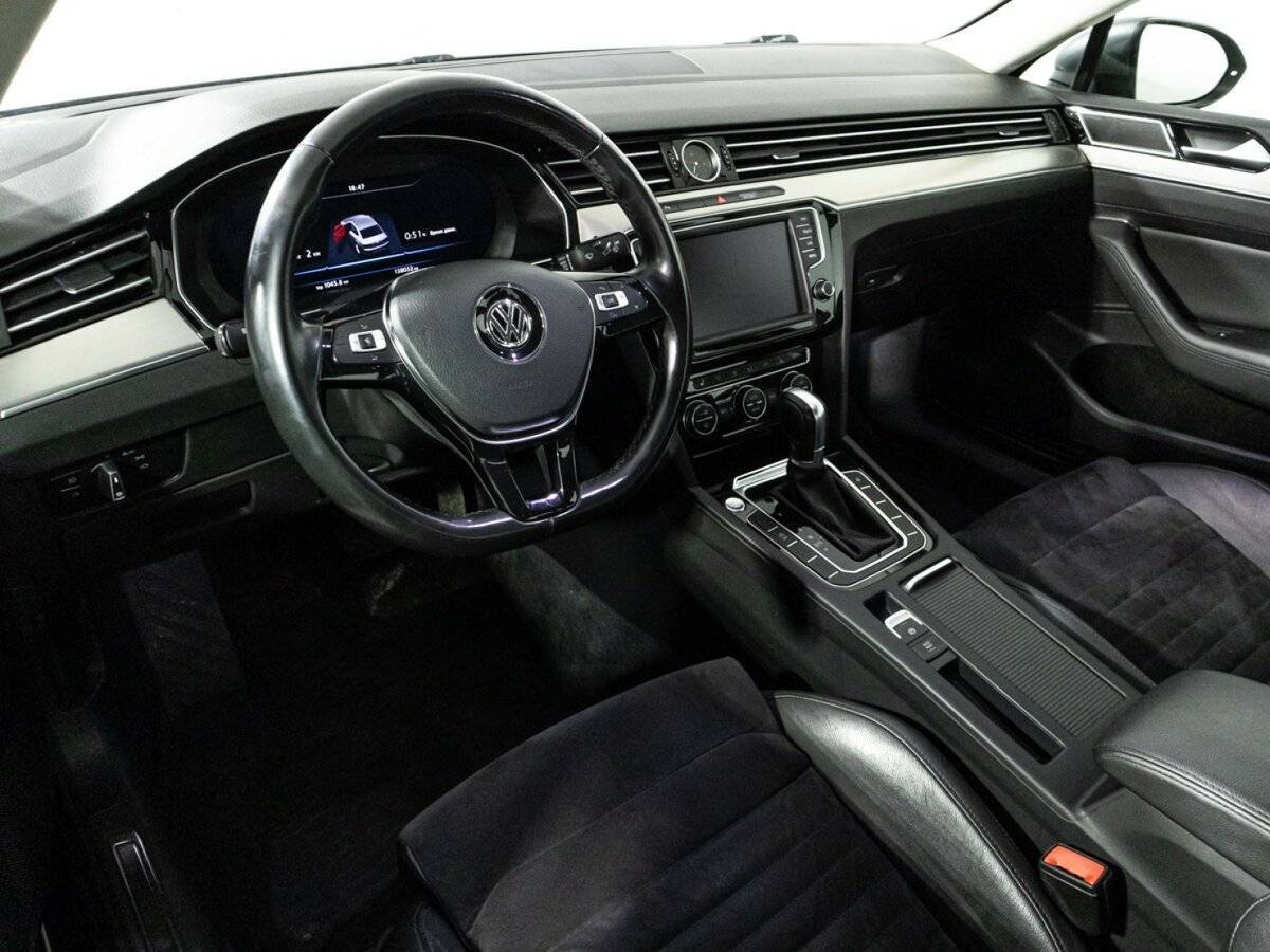 Купить Volkswagen Passat, 2017, 138 028 км, фото №11