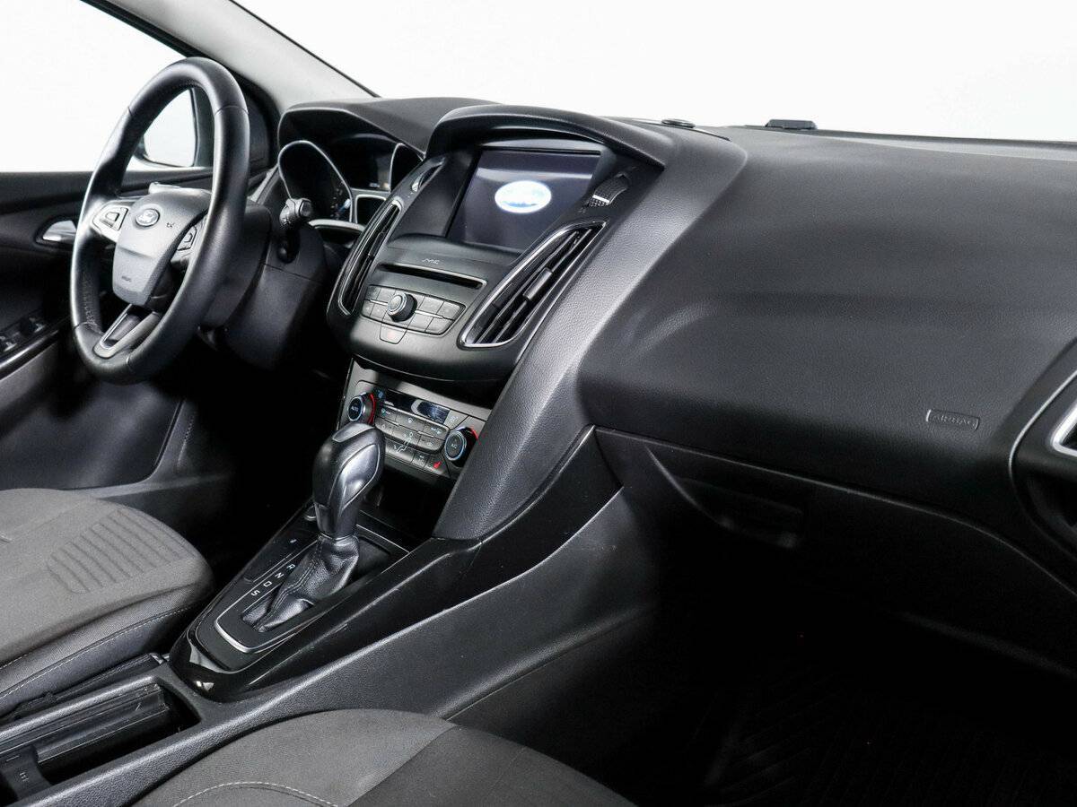 Купить Ford Focus, 2018, 62 260 км, фото №9