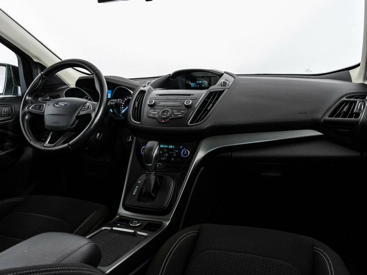 Купить Ford Kuga, 2017, 89 267 км, фото №9