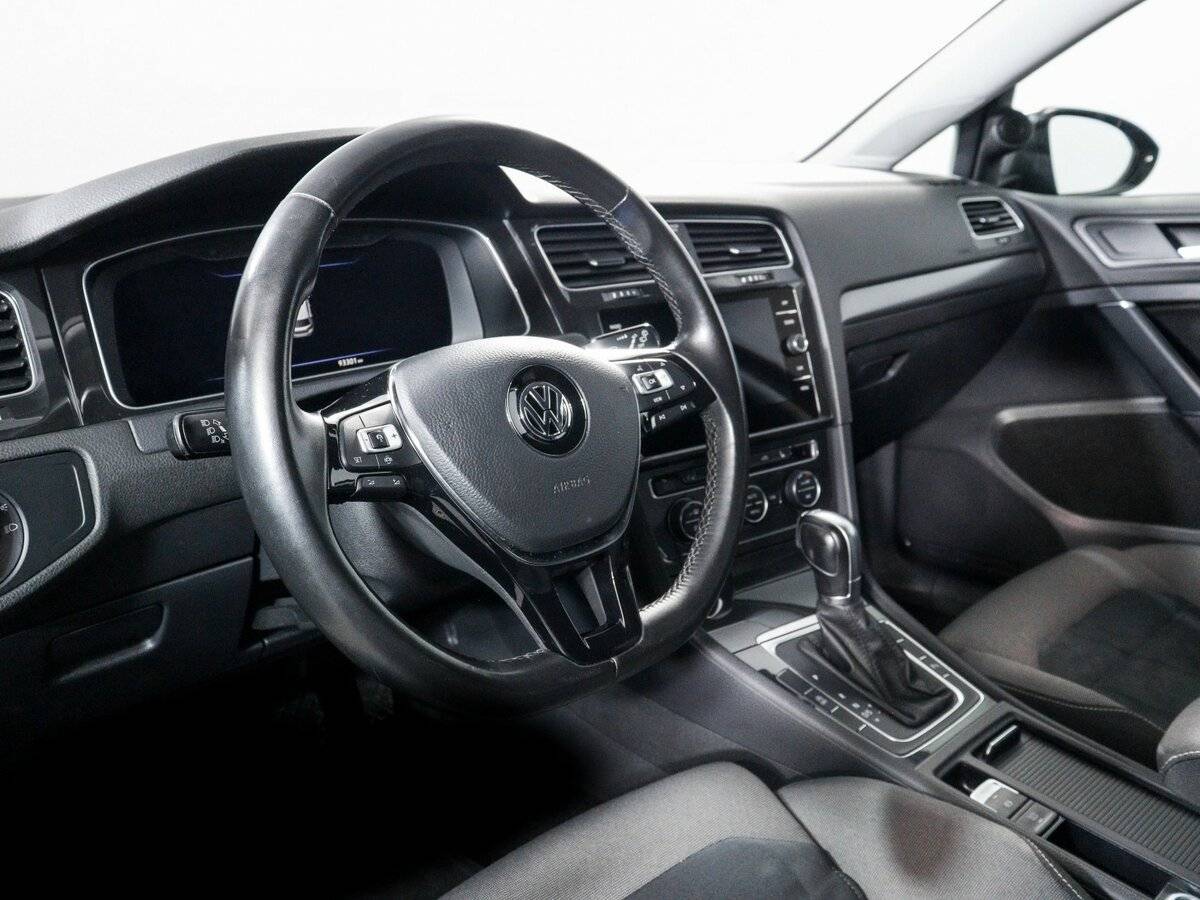 Купить Volkswagen Golf, 2018, 92 000 км, фото №14