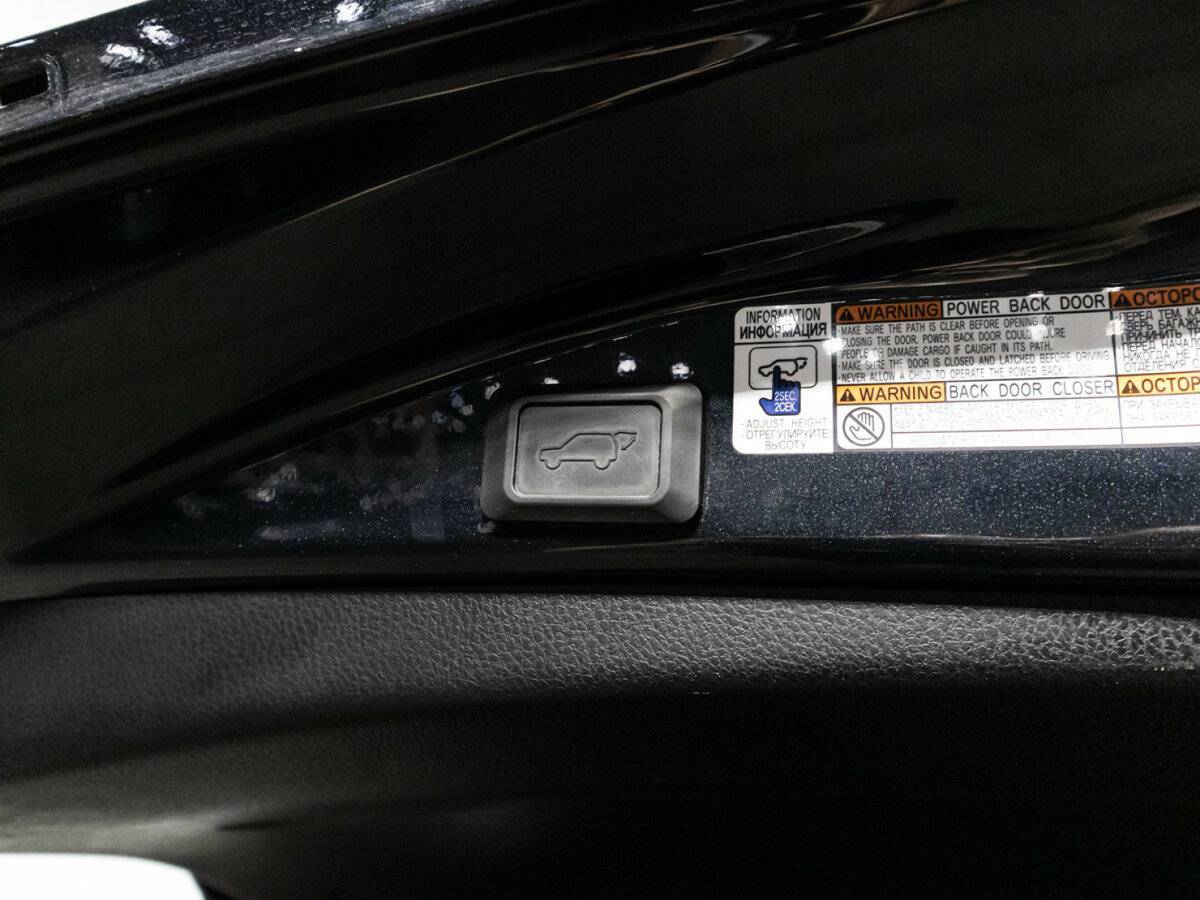 Купить Toyota RAV4, 2017, 92 440 км, фото №15