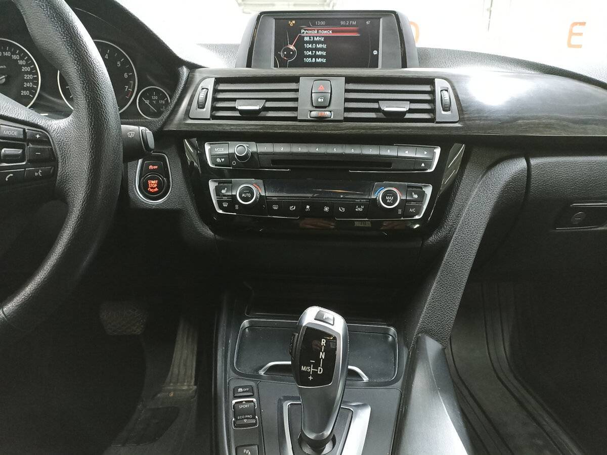 Купить BMW 3 серии 318i, 2016, 222 762 км, фото №15