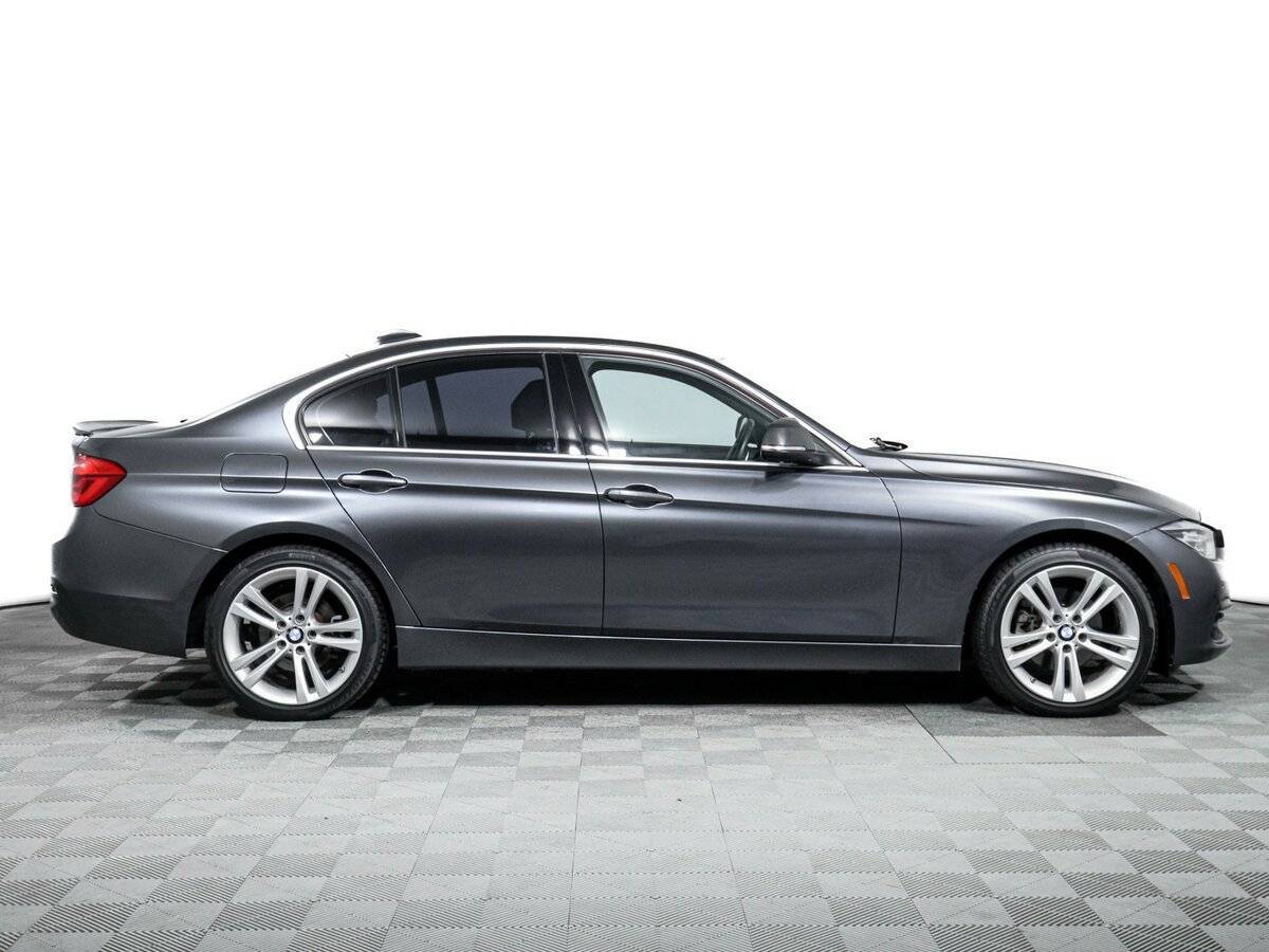 Купить BMW 3 серии 330i xDrive, 2017, 122 817 км, фото №4