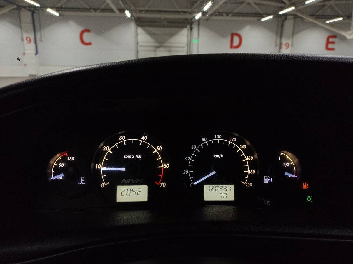 Купить Chevrolet Niva, 2018, 120 930 км, фото №13