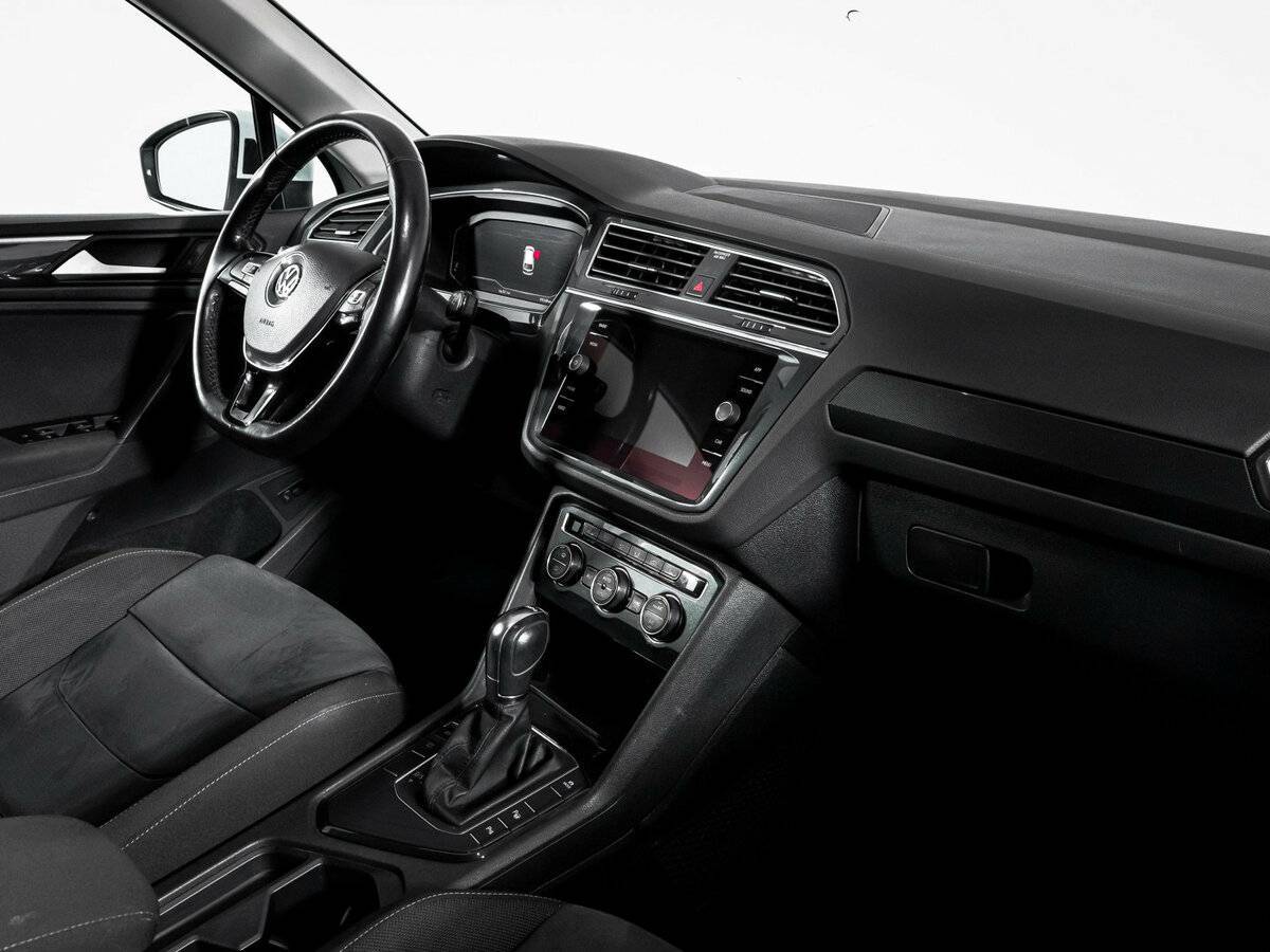 Купить Volkswagen Tiguan, 2019, 195 167 км, фото №9