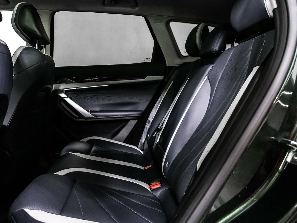 Купить Geely Atlas, 2023, 50 472 км, фото №12