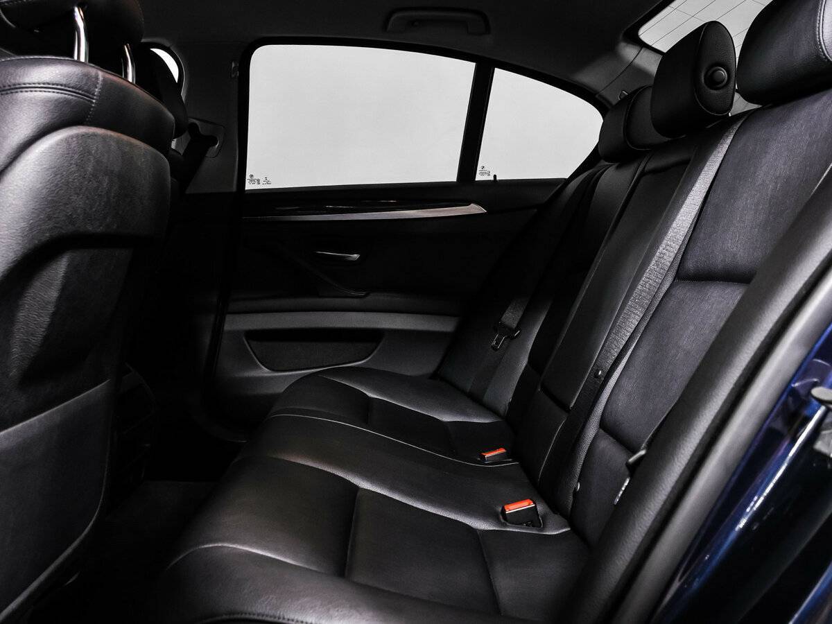 Купить BMW 5 серии 520d, 2016, 99 006 км, фото №13