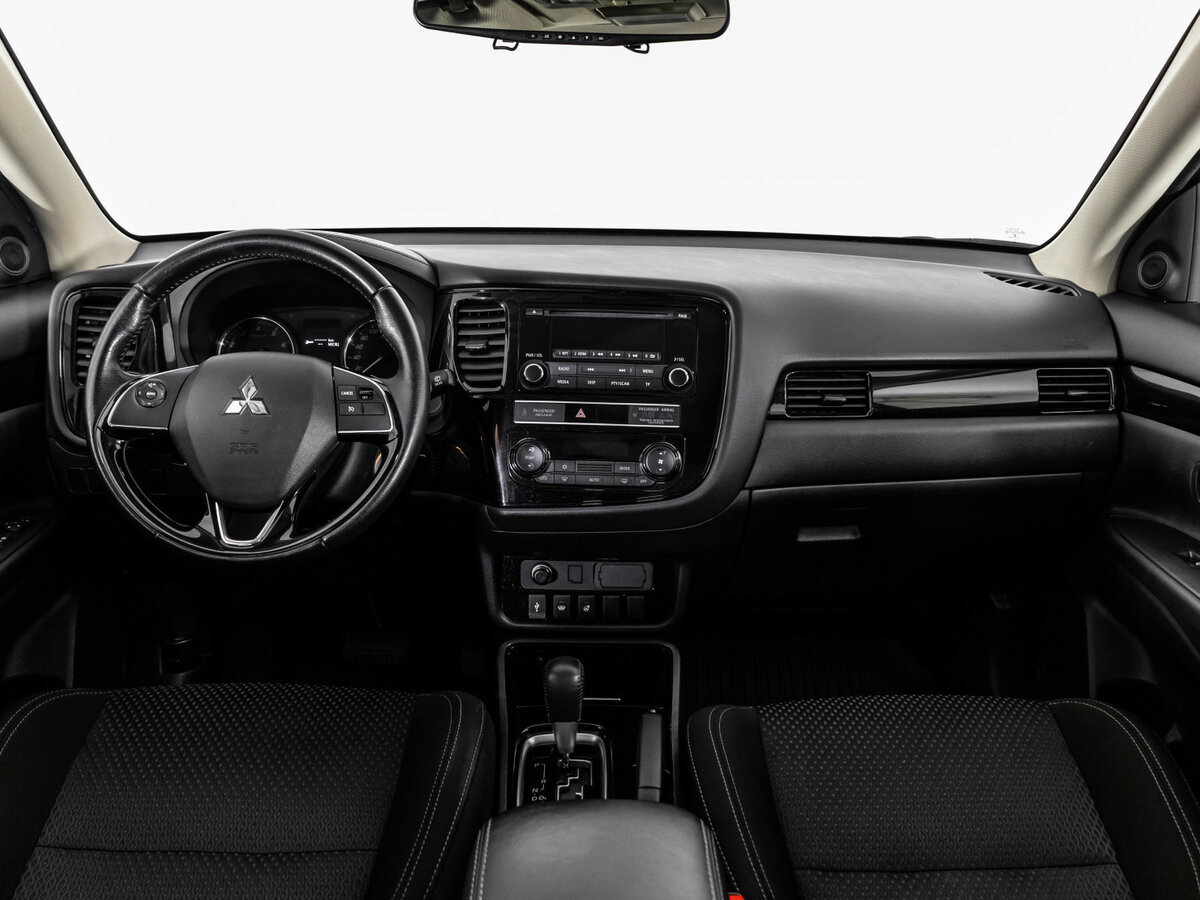 Купить Mitsubishi Outlander III Рестайлинг 3, 2019, 135 789 км, фото №8