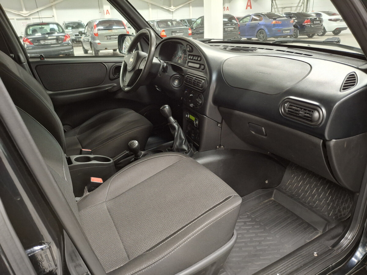 Купить Chevrolet Niva I Рестайлинг, 2017, 85 222 км, фото №11