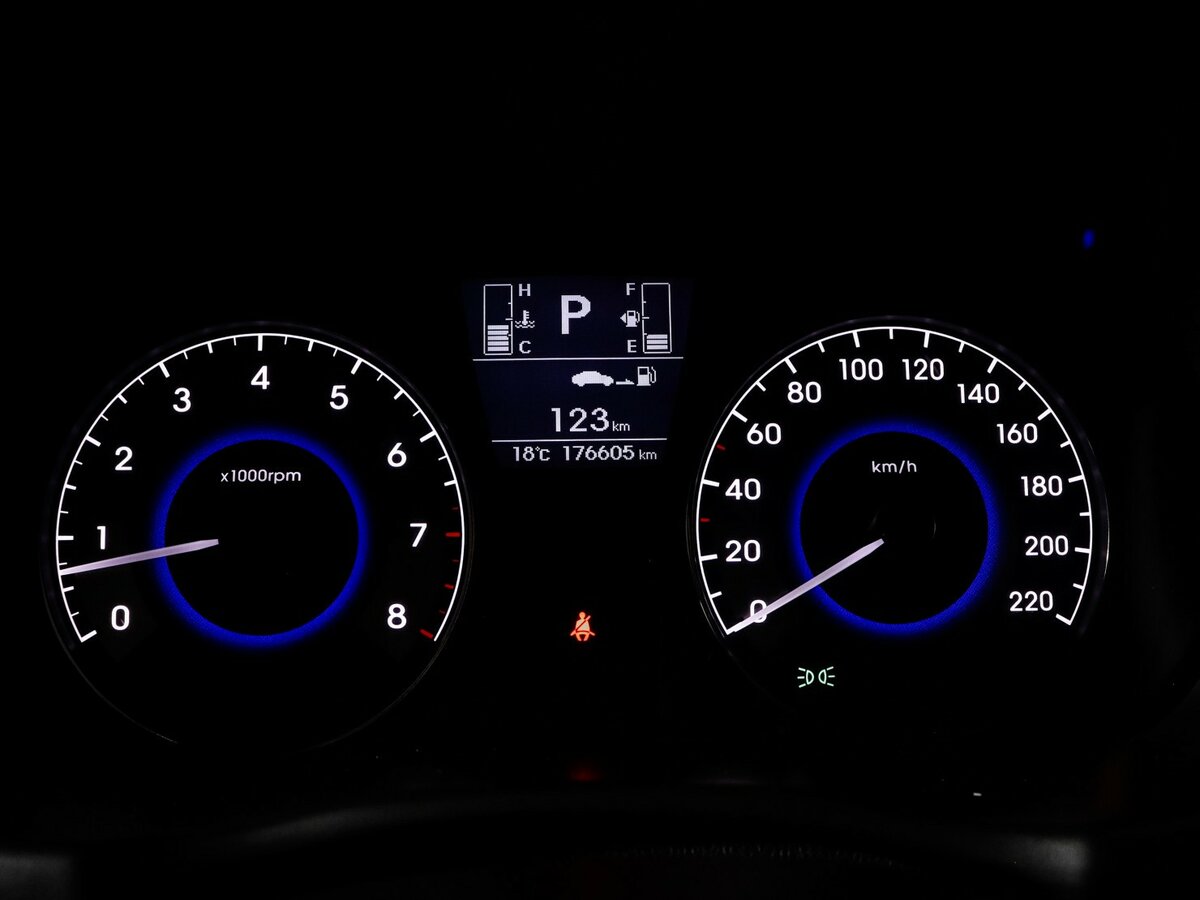 Купить Hyundai Solaris I Рестайлинг, 2015, 176 630 км, фото №9