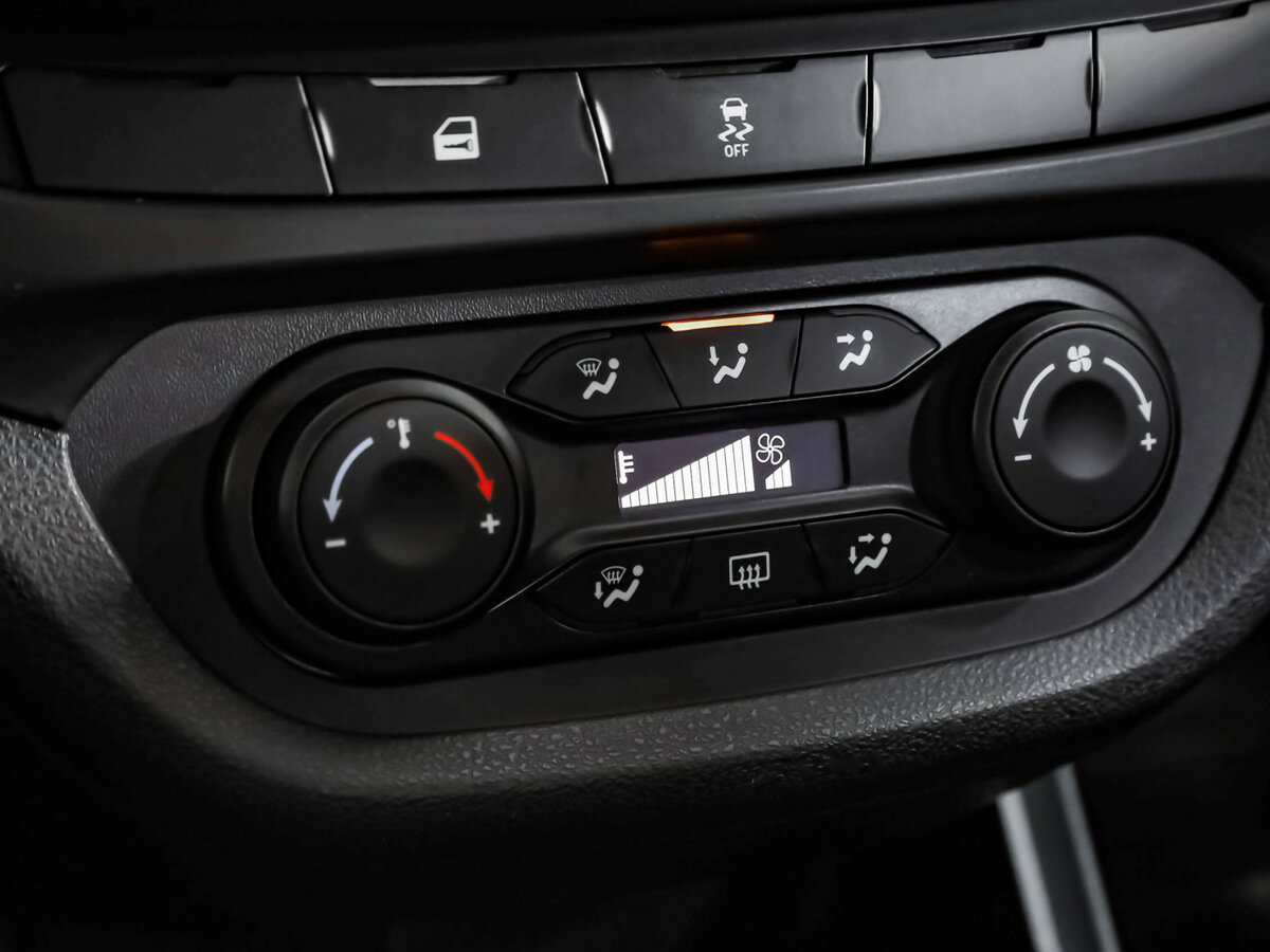 Купить Lada (ВАЗ) Vesta I, 2018, 22 765 км, фото №14