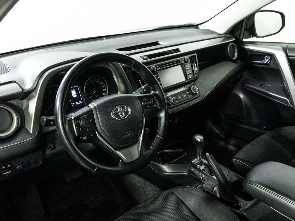 Купить Toyota RAV4 IV (XA40) Рестайлинг, 2015, 74 013 км, фото №10