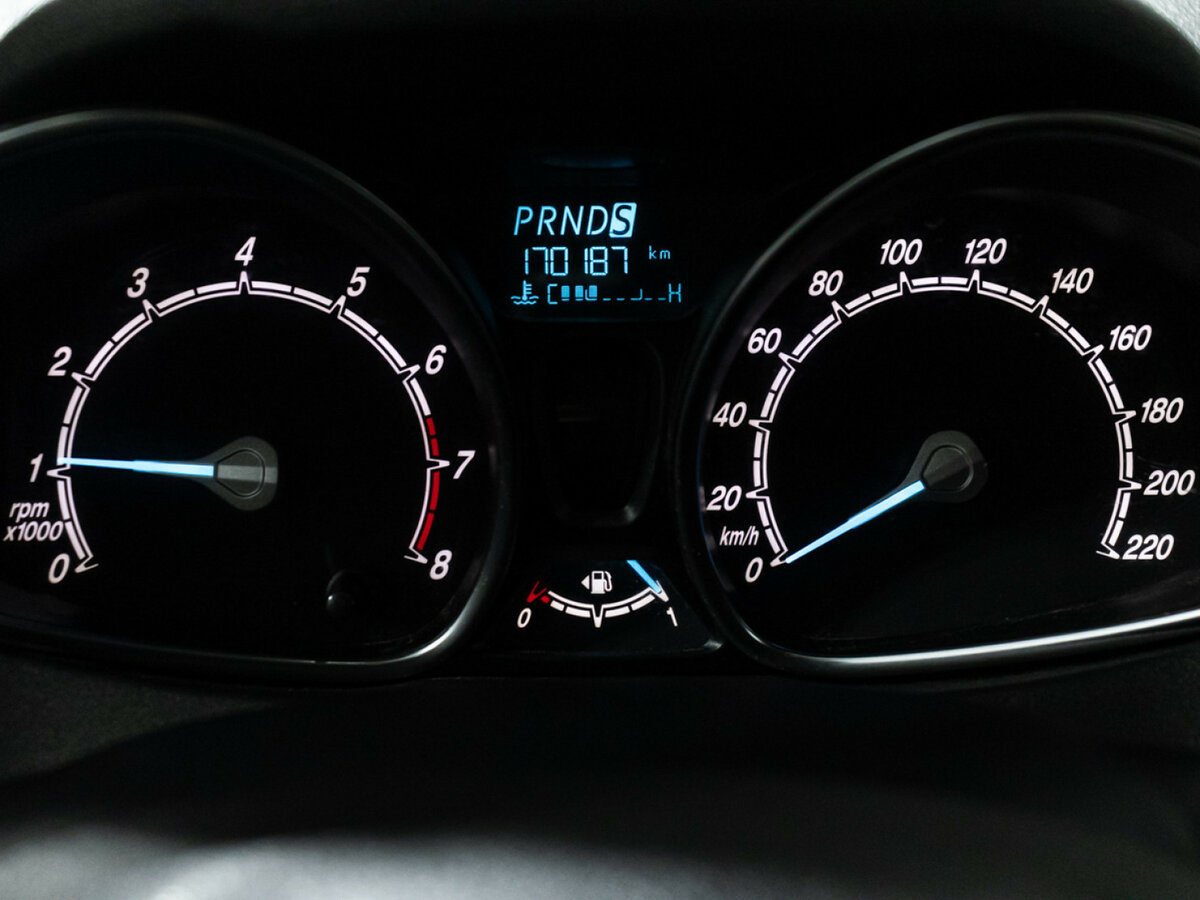 Купить Ford Fiesta Mk6 Рестайлинг, 2015, 170 182 км, фото №12