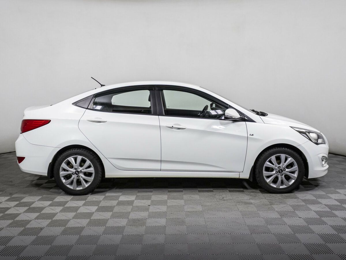 Купить Hyundai Solaris I Рестайлинг, 2015, 70 180 км, фото №4