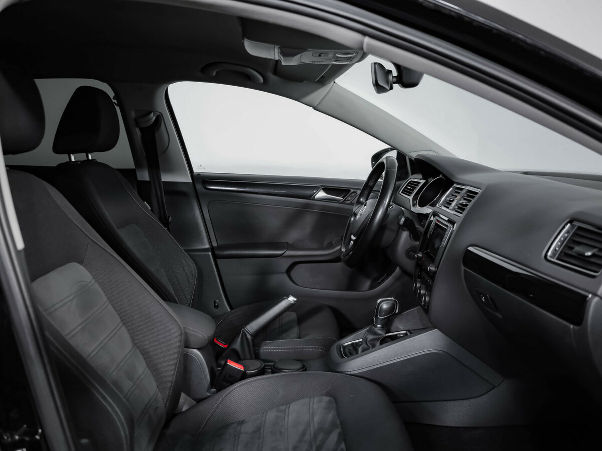 Купить Volkswagen Jetta VI Рестайлинг, 2017, 139 184 км, фото №25